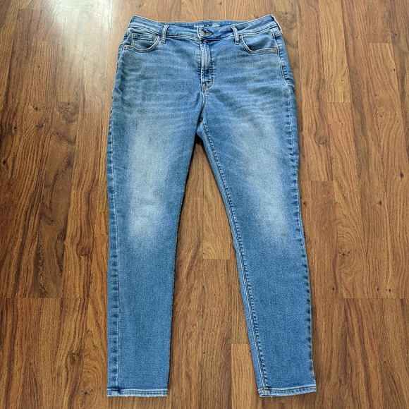 Old Navy High-Rise Rockstar Super Skinny Built-in Warm Jeans - Sz 14 - Picture 1 of 8